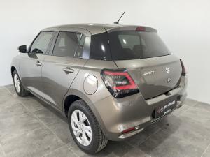 Suzuki Swift 1.2 GL+ auto - Image 3