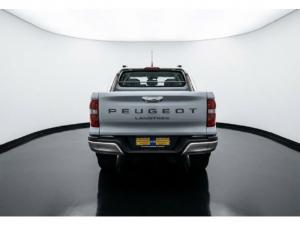 Peugeot Landtrek 2.2D double cab 4Action 4x4 - Image 4