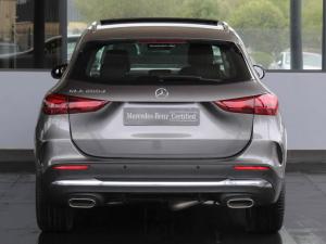 Mercedes-Benz GLA GLA200d Progressive - Image 2