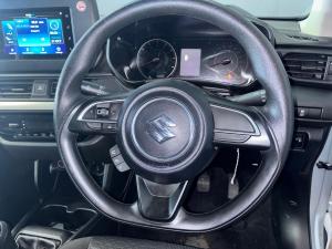 Suzuki Swift 1.2 GL+ manual - Image 12