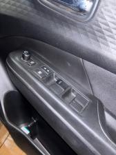 Suzuki Swift 1.2 GL+ manual - Image 19