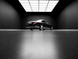 Mercedes-Benz S-Class S560 L - Image 13