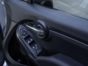 Fiat 500X 1.4T Connect - Image 16