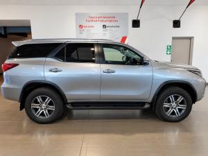 Toyota Fortuner 2.4GD-6 4x4 - Image 3