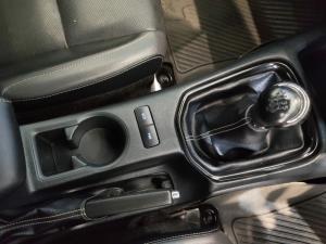 Toyota Hilux 2.8GD-6 Xtra cab Legend manual - Image 11