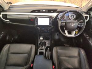Toyota Hilux 2.8GD-6 double cab 4x4 Raider auto - Image 6