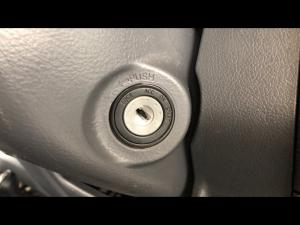 Toyota Land Cruiser 79 4.5D-4D LX V8 single cab - Image 16
