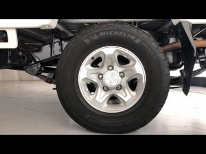 Toyota Land Cruiser 79 4.5D-4D LX V8 single cab - Image 19