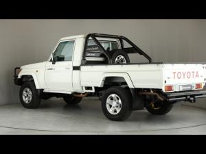 Toyota Land Cruiser 79 4.5D-4D LX V8 single cab - Image 21