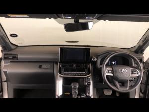 Toyota Land Cruiser 300 3.3D GX-R - Image 6
