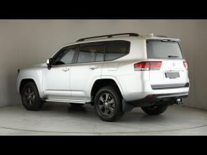 Toyota Land Cruiser 300 3.3D GX-R - Image 21