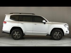 Toyota Land Cruiser 300 3.3D GX-R - Image 3