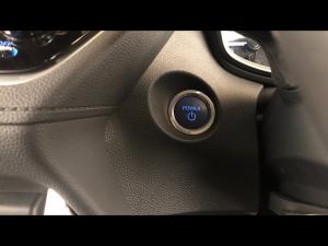 Toyota Corolla Cross 1.8 Hybrid XS - Image 16