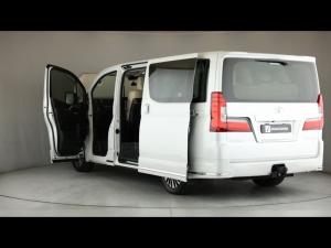 Toyota Quantum 2.8 LWB bus 9-seater VX Premium - Image 25