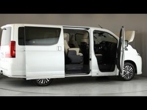 Toyota Quantum 2.8 LWB bus 9-seater VX Premium - Image 31