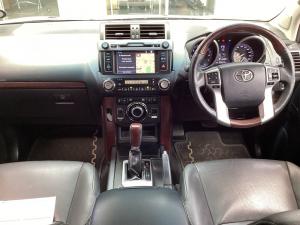 Toyota Land Cruiser Prado 4.0 VX - Image 6