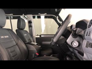 Toyota Land Cruiser 79 2.8GD-6 double cab manual - Image 10