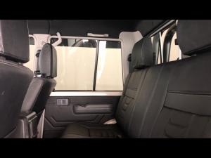 Toyota Land Cruiser 79 2.8GD-6 double cab manual - Image 11