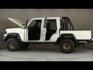 Toyota Land Cruiser 79 2.8GD-6 double cab manual - Image 26