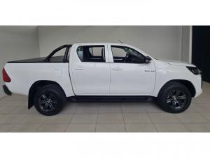 Toyota Hilux 2.4GD-6 double cab Raider manual - Image 3