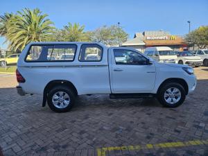 Toyota Hilux 2.8GD-6 4x4 Raider - Image 3