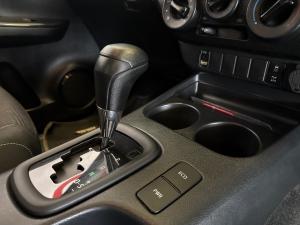 Toyota Hilux 2.4GD-6 Xtra cab Raider auto - Image 13