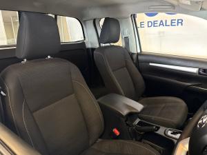 Toyota Hilux 2.4GD-6 Xtra cab Raider auto - Image 16