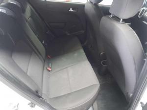 Kia Picanto 1.0 Street - Image 12