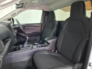 Isuzu D-Max 1.9TD single cab L manual - Image 7