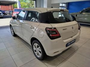 Suzuki Swift 1.2 GL+ auto - Image 8