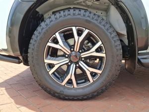 Isuzu D-Max 1.9TD double cab LS X-Rider manual - Image 9