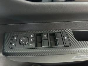 Mitsubishi Triton 2.4DI-D double cab GLS - Image 14