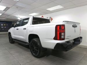 Mitsubishi Triton 2.4DI-D double cab GLS - Image 3