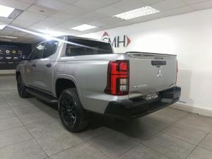Mitsubishi Triton 2.4DI-D double cab GLS 4x4 auto - Image 3