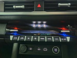 Mitsubishi Triton 2.4DI-D double cab GLS 4x4 auto - Image 9