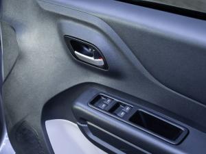 Citroen C3 1.2T Max - Image 17