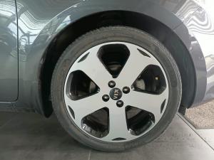Kia Rio hatch 1.4 Tec - Image 8