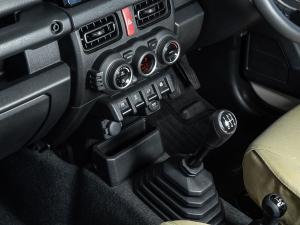 Suzuki Jimny 1.5 GLX AllGrip 3-door manual - Image 19