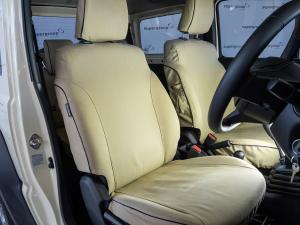 Suzuki Jimny 1.5 GLX AllGrip 3-door manual - Image 21