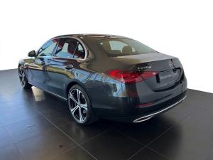 Mercedes-Benz C-Class C220d Avantgarde - Image 3