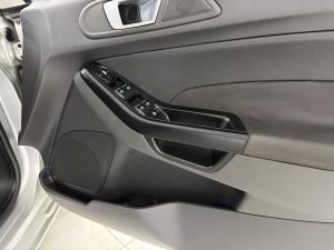 Ford Fiesta 5-door 1.6TDCi Trend - Image 15