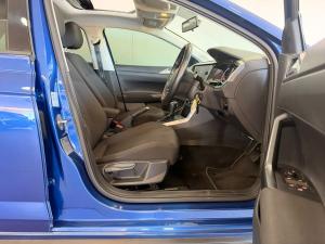 Volkswagen Polo hatch 1.0TSI Comfortline auto - Image 13