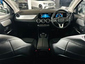 Mercedes-Benz GLA GLA200 - Image 3
