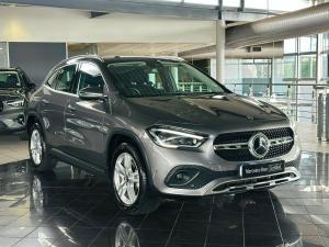 Mercedes-Benz GLA GLA200 - Image 9