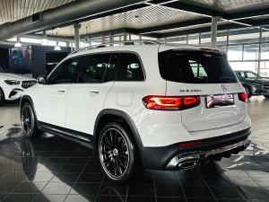 Mercedes-Benz GLB GLB220d 4Matic AMG Line - Image 13