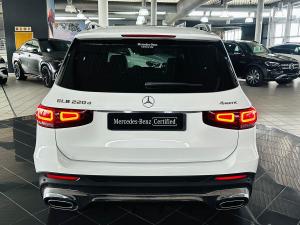 Mercedes-Benz GLB GLB220d 4Matic AMG Line - Image 15