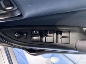 Suzuki Baleno 1.5 GL manual - Image 8