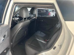 Mahindra XUV300 1.5TD W8 - Image 7