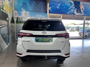 Toyota Fortuner 2.8GD-6 4x4 - Image 2