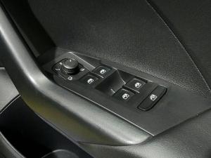 Volkswagen T-Cross 1.0TSI Life - Image 18